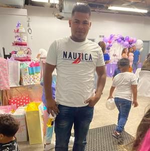 Meet your Posher, Carlos